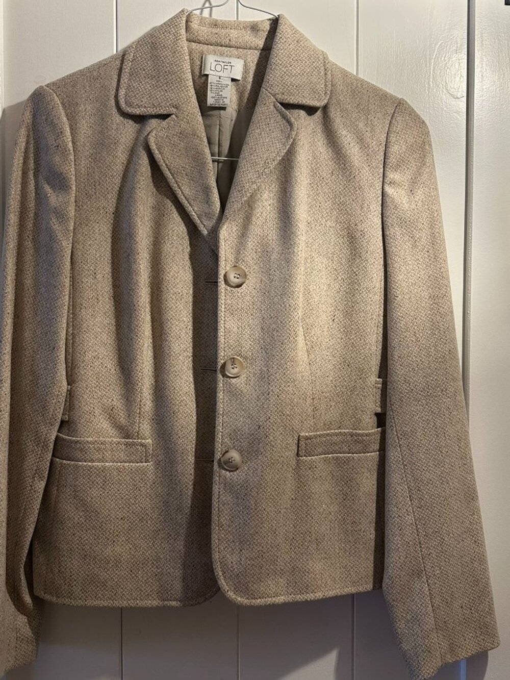 LOFT cream/beige wool blazer